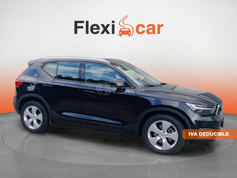 Foto del VOLVO XC40 B4 Momentum Pro AWD Aut.