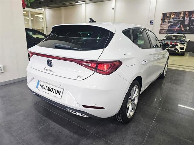Foto del SEAT León 1.5 eTSI S&S FR DSG-7 150