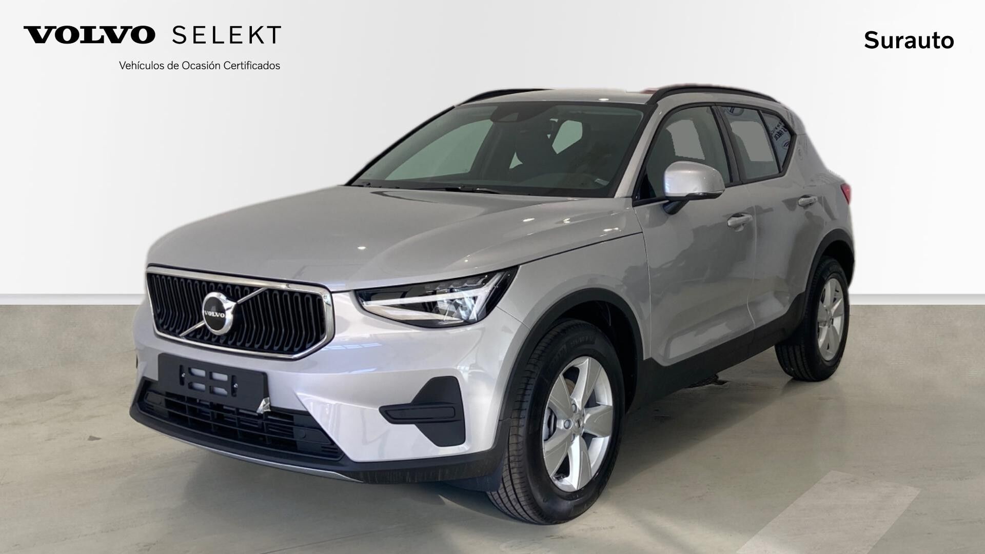 VOLVO XC40 (2.0 B3 ESSENTIAL AUTO 163 5P) en Cádiz