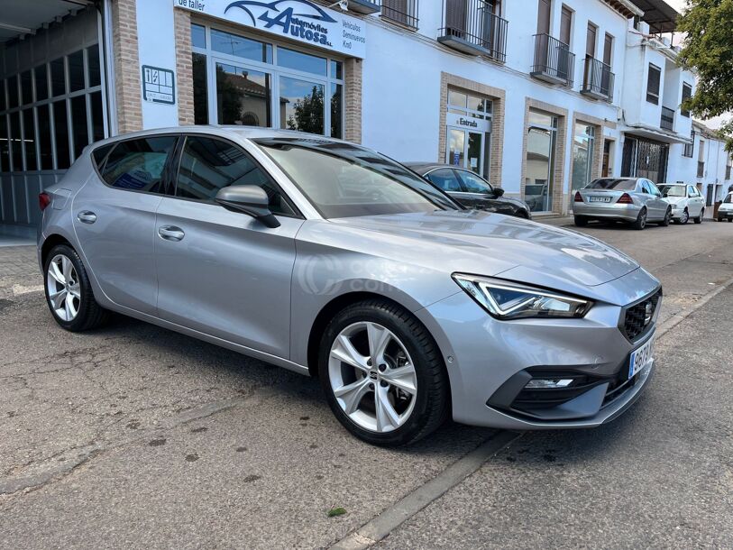 Foto del SEAT León 2.0TDI CR S&S FR XS DSG-7 150