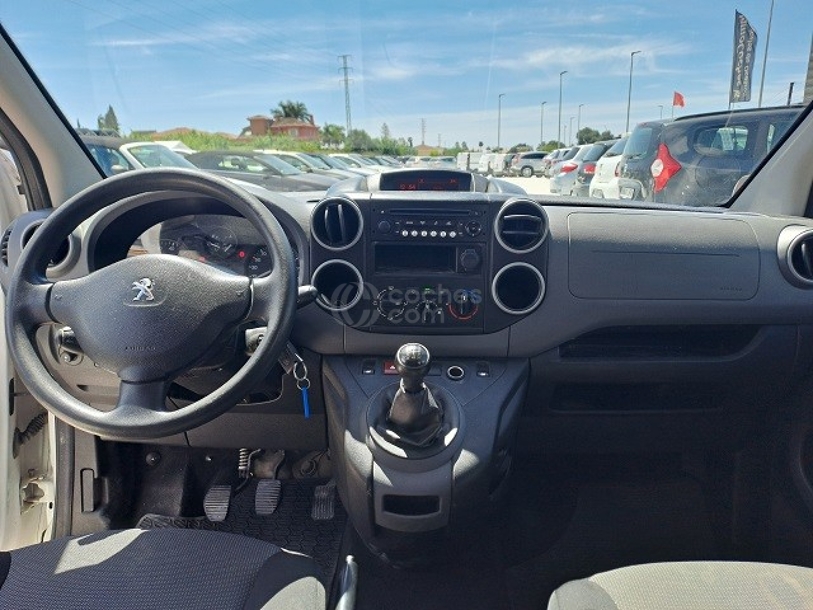 Foto del PEUGEOT Partner Tepee 1.6BlueHDI Active 100