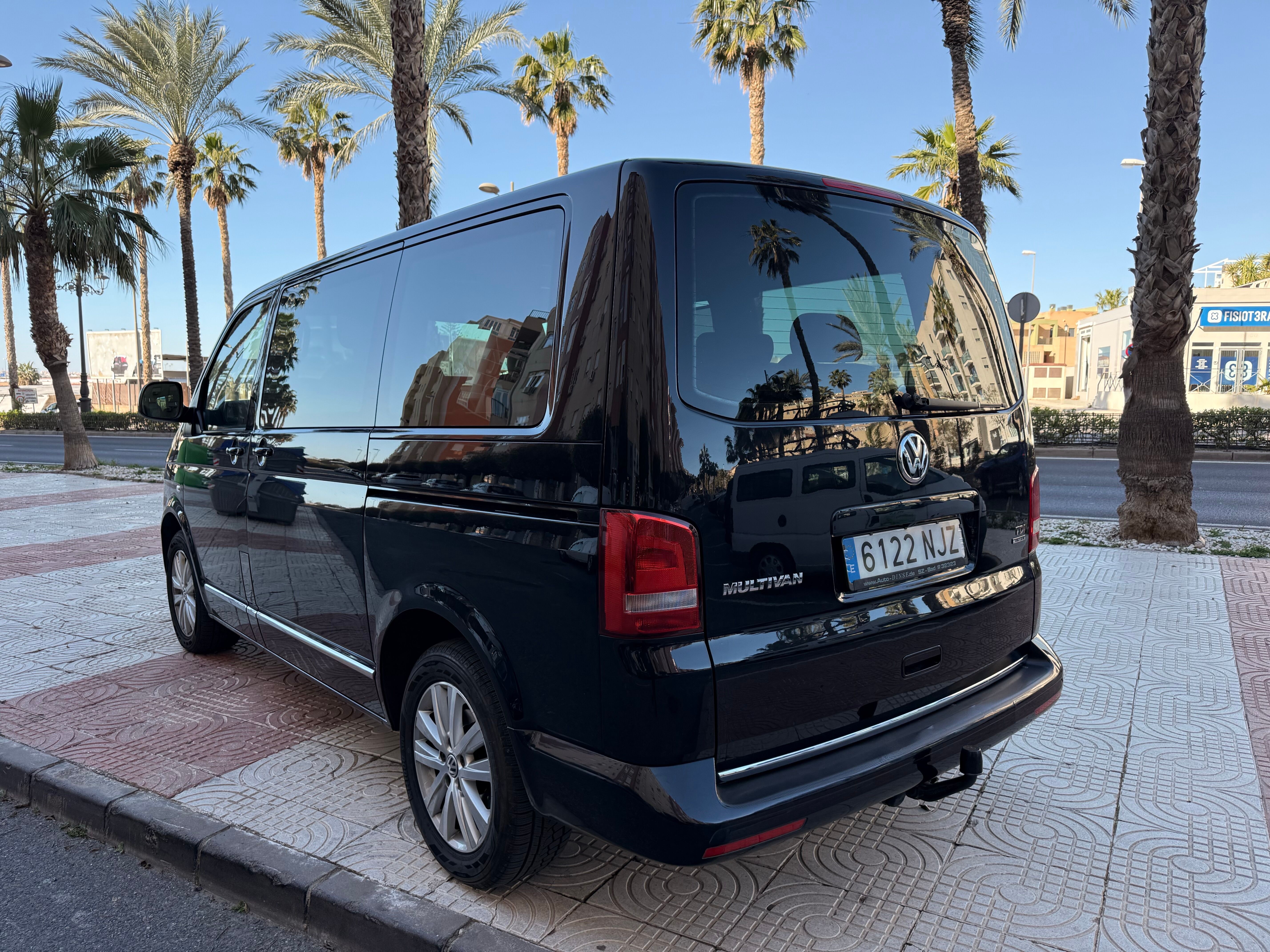 Foto del VOLKSWAGEN Multivan 2.0TDI BMT Premium 4M DSG 180