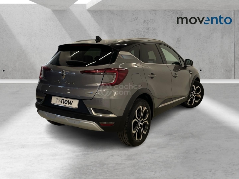 Foto del RENAULT Captur E-TECH Híbrido Enchufable SL 117kW