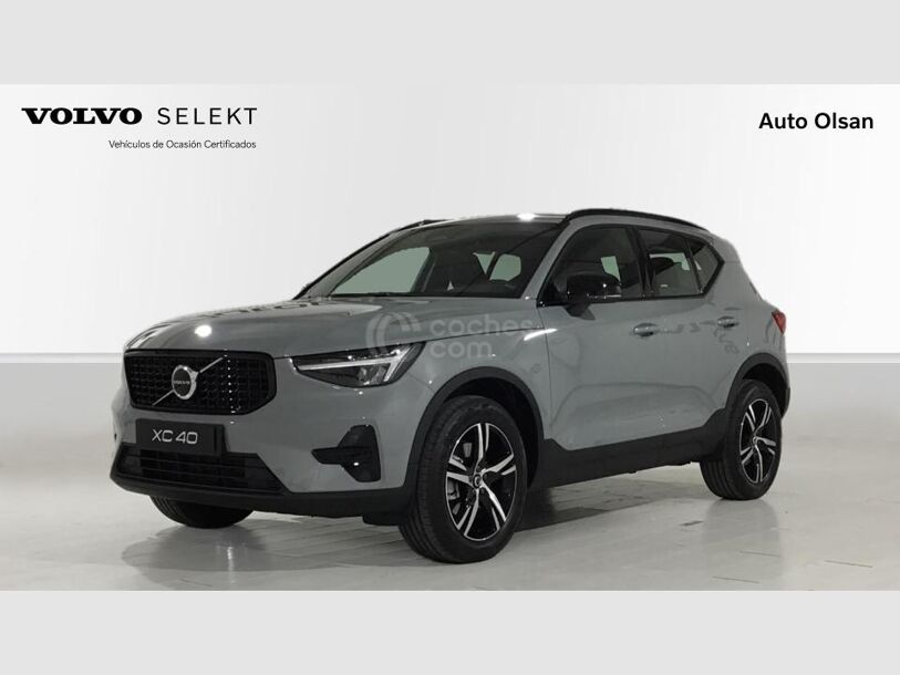 Foto del VOLVO XC40 B3 Core Dark Aut.