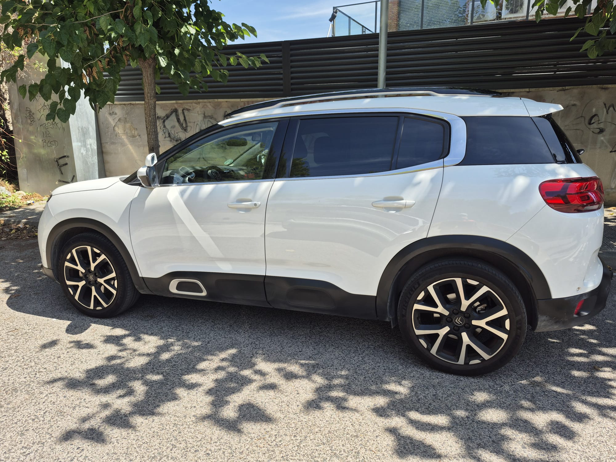 Foto del CITROEN C5 Aircross BlueHDi S&S Shine 130