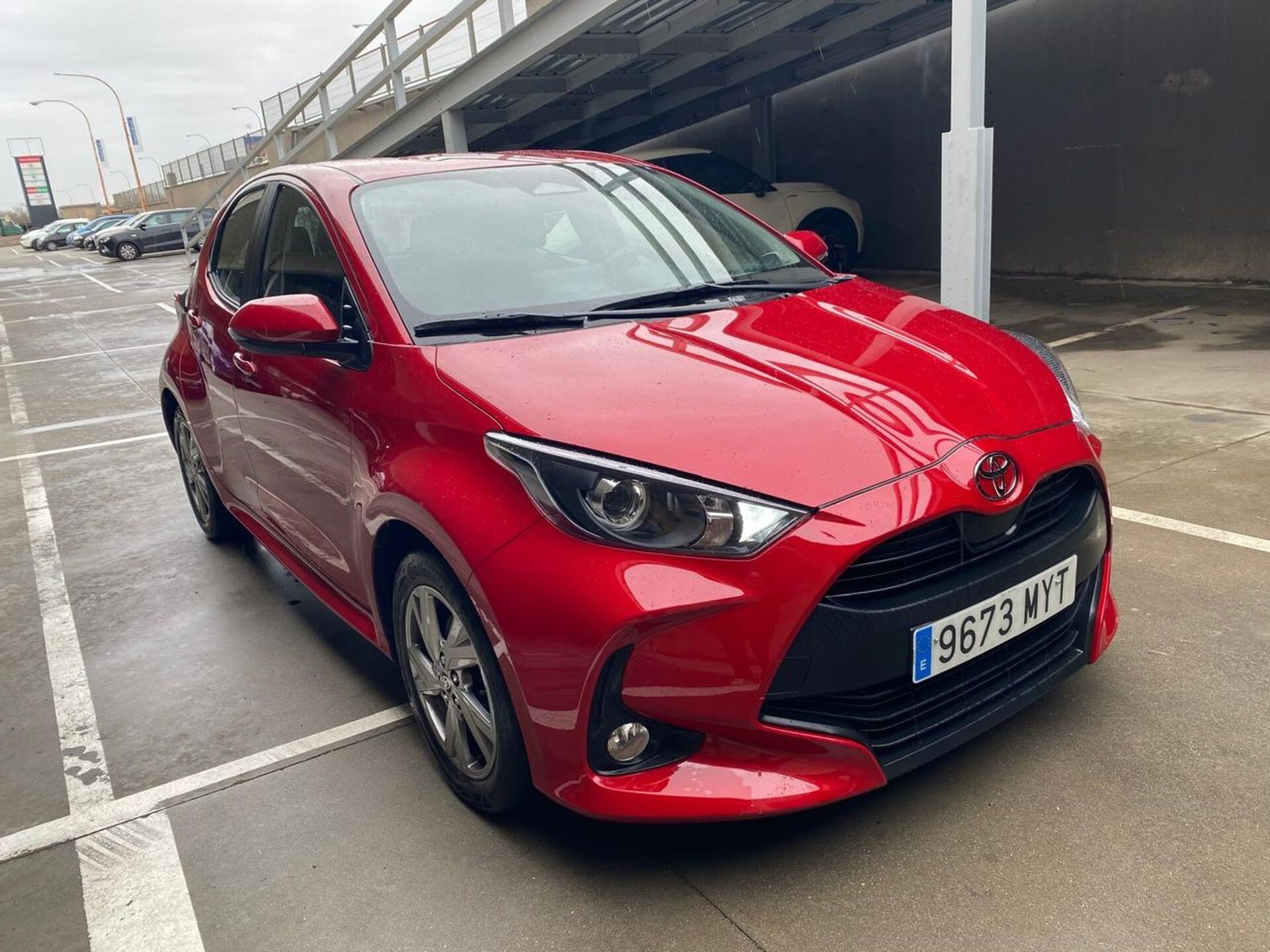 Imagen 2 de TOYOTA Yaris