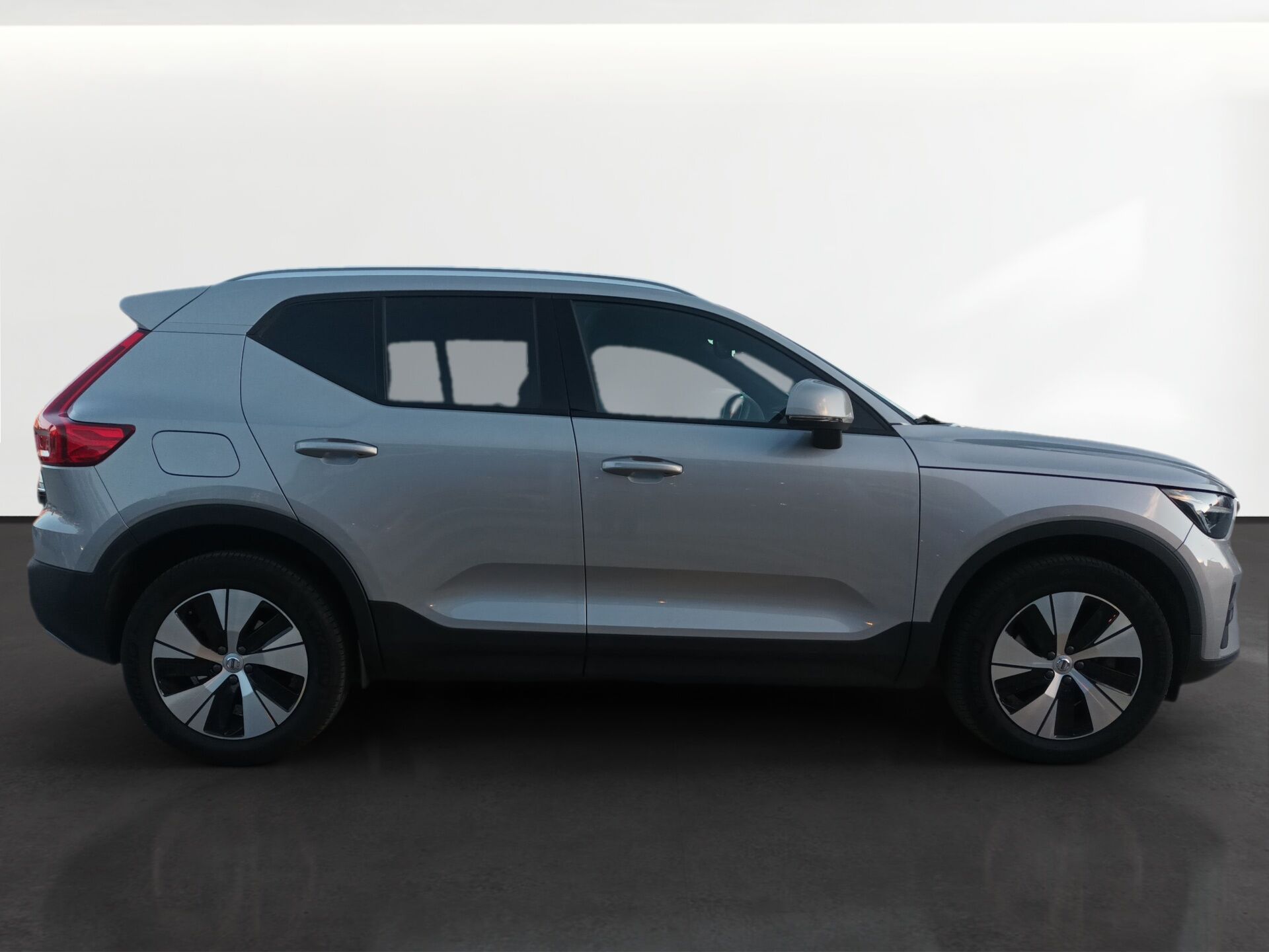 Imagen 3 de VOLVO XC40