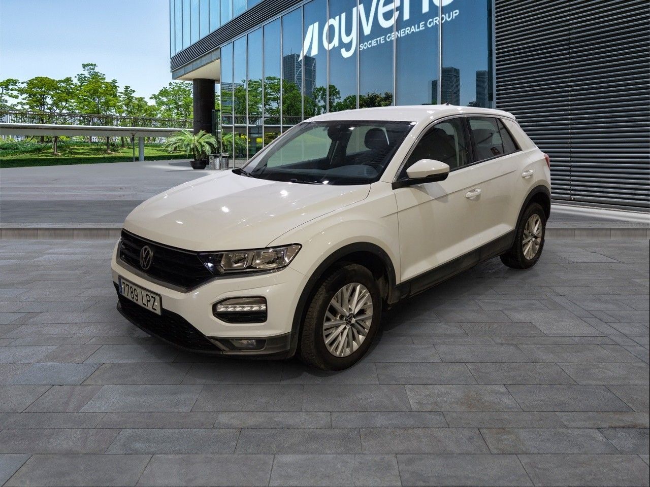 VOLKSWAGEN T-Roc (Edition 2.0 TDI 85 kW (115 CV)) en Madrid