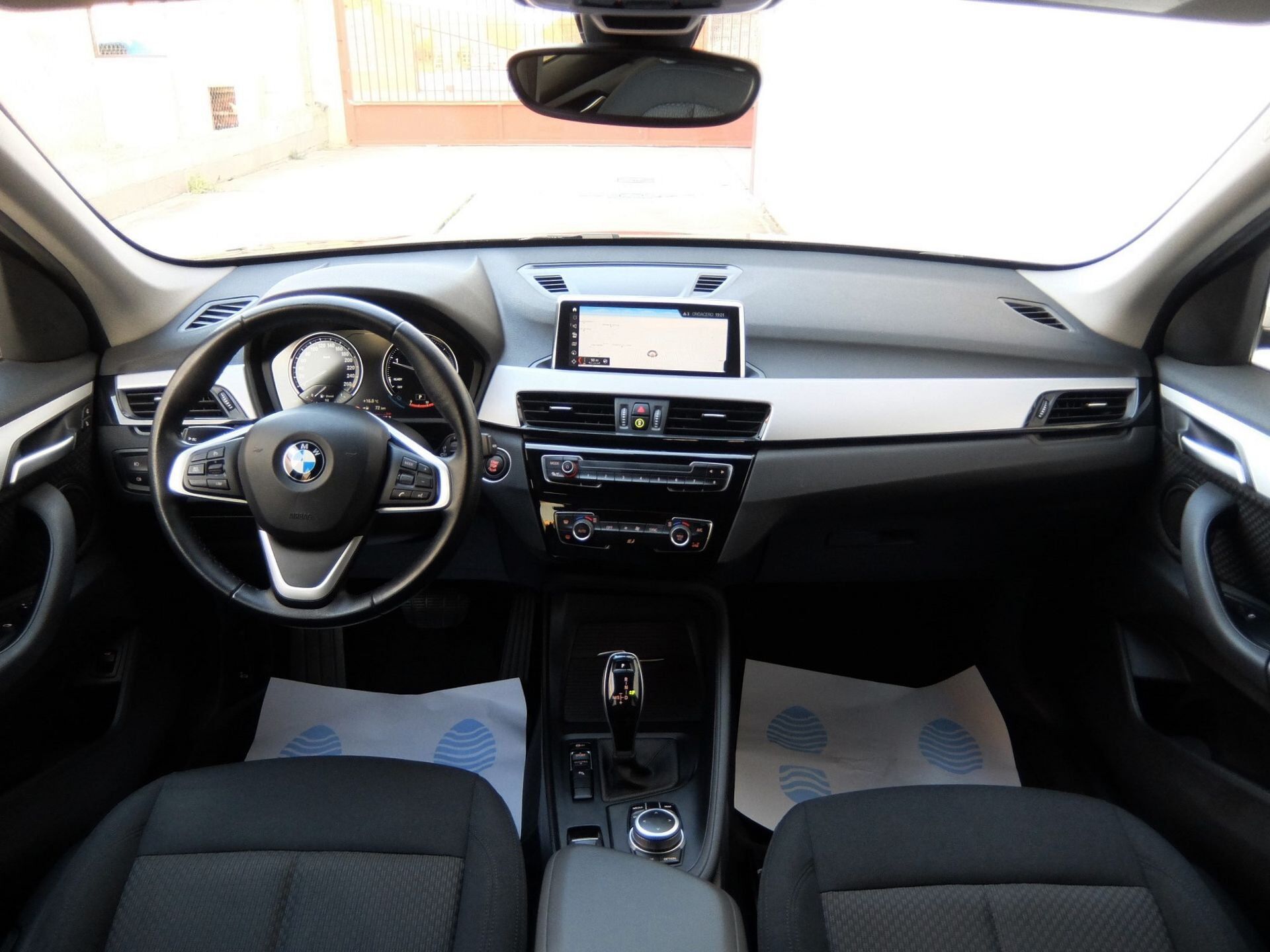 Foto del BMW X1 sDrive 18dA Corporate