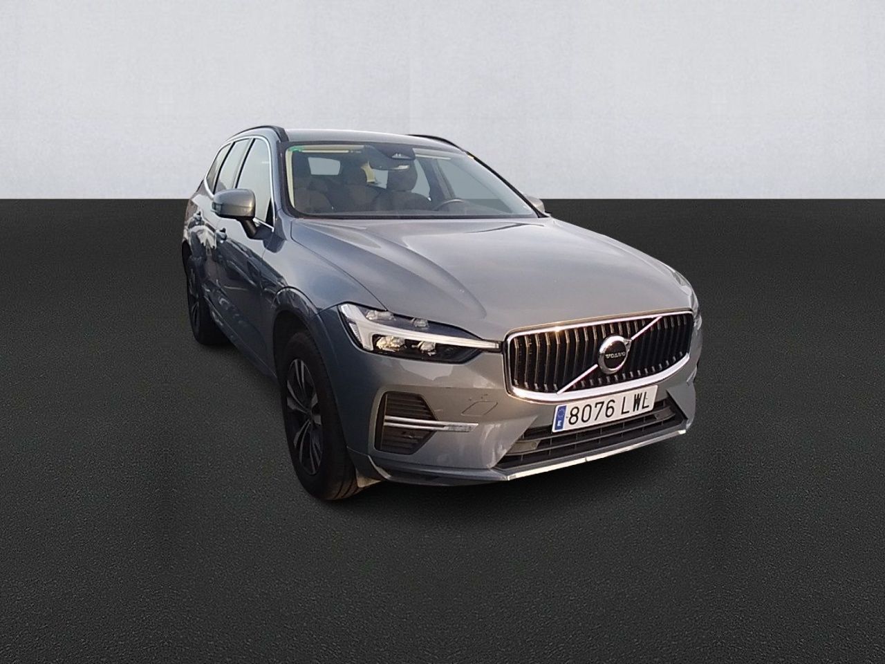 Foto del VOLVO XC60 B4 Momentum Pro FWD Aut.