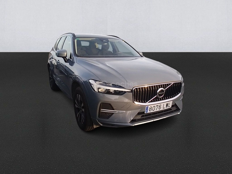 Foto del VOLVO XC60 B4 Momentum Pro FWD Aut.