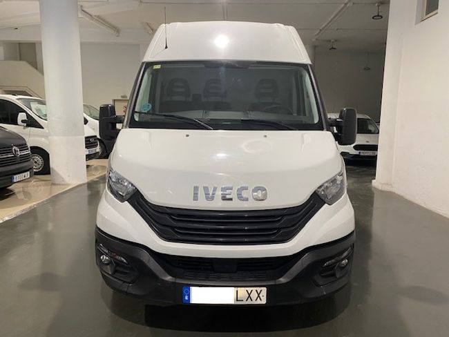 Foto del IVECO Daily Furgón 35S12 V 3520L H2 12.0 116