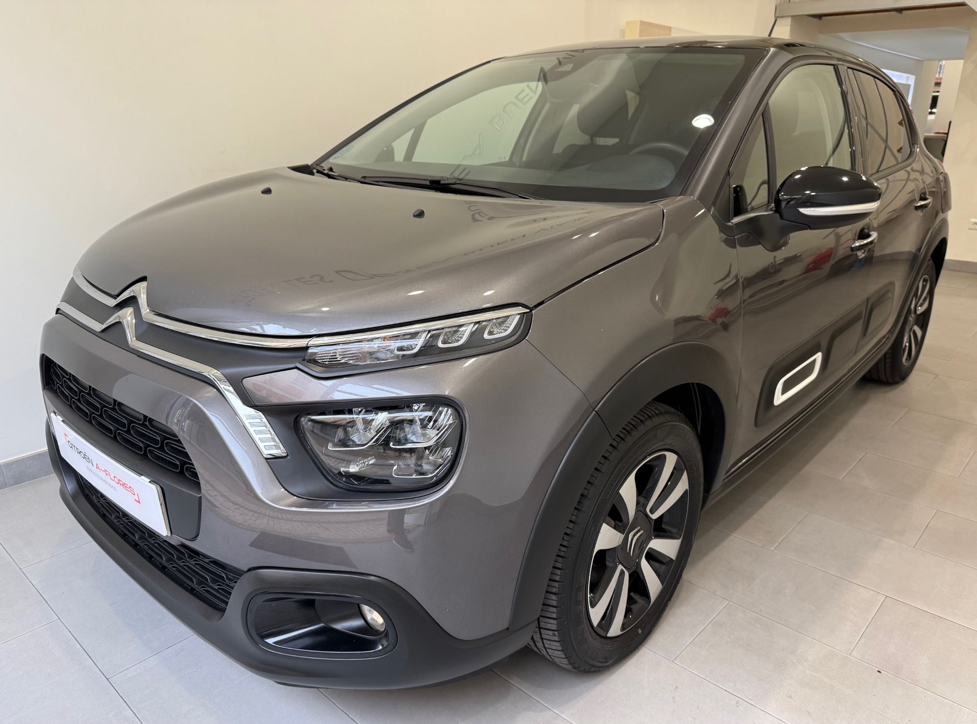 CITROEN C3 (1.2 PureTech S&S Shine 83) en Málaga