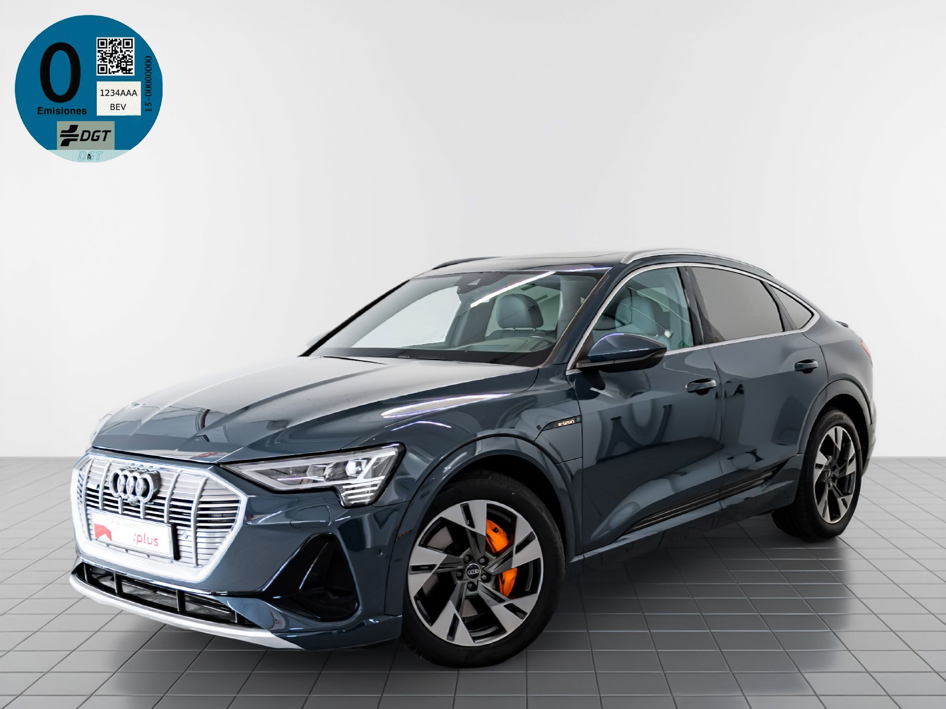 AUDI e-tron (Sportback 55 quattro S line plus) en Madrid