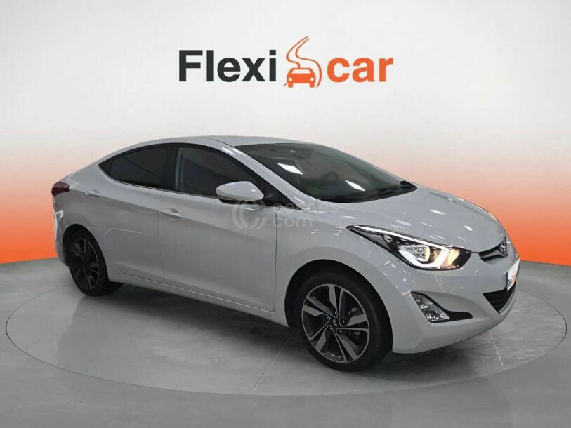 Foto del HYUNDAI Elantra 1.6MPI Klass 128