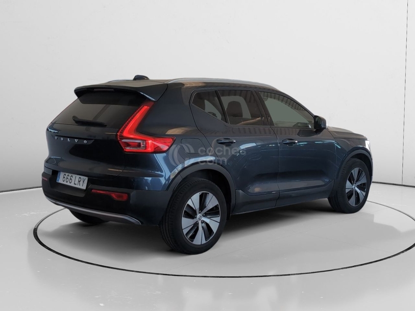 Foto del VOLVO XC40 T3 Momentum Pro Aut.