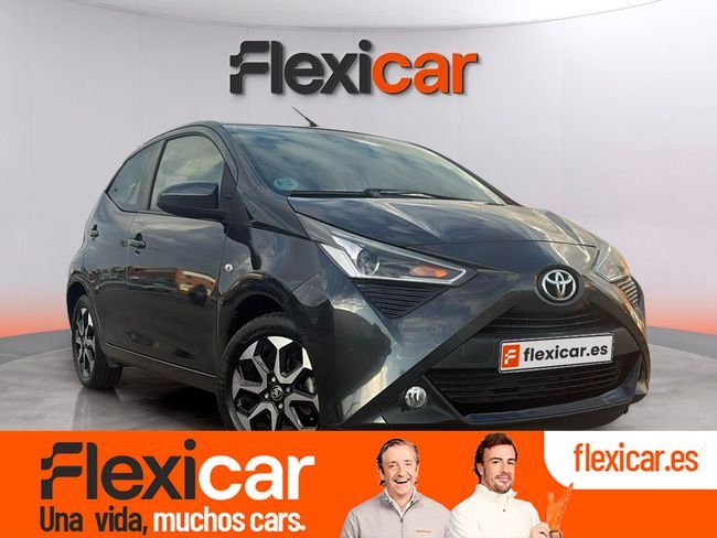 TOYOTA Aygo (1.0 70 x-play) en Barcelona