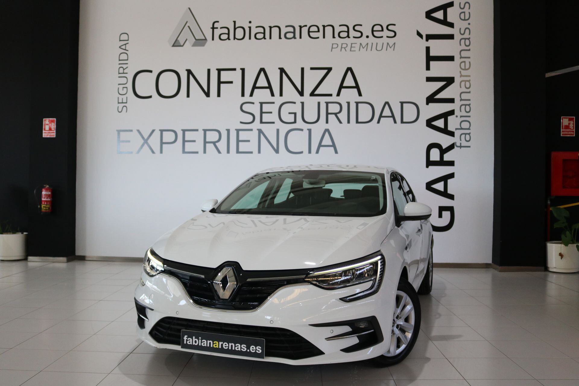 RENAULT Mégane (Blue dCi 115cv Intens) en Granada