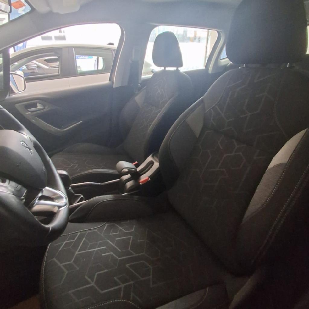 Foto del PEUGEOT 2008 1.2 PureTech Active 82