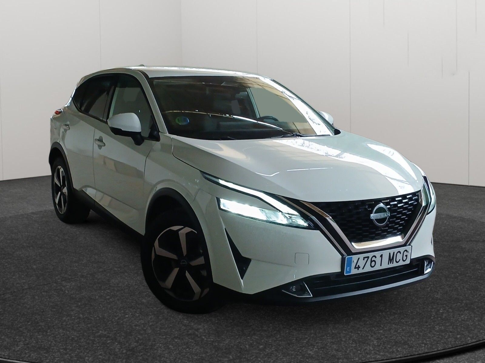 NISSAN Qashqai (1.3 DIG-T MHEV 103KW N-CONNECTA 5P) en Sevilla