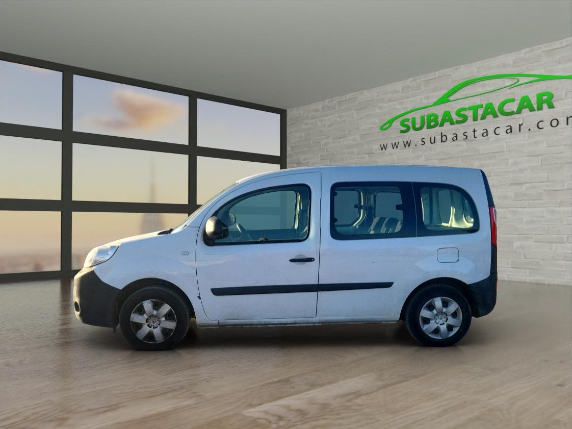 RENAULT Kangoo (Kangoo PROFESIONAL M1-AF DCI 75) en Madrid