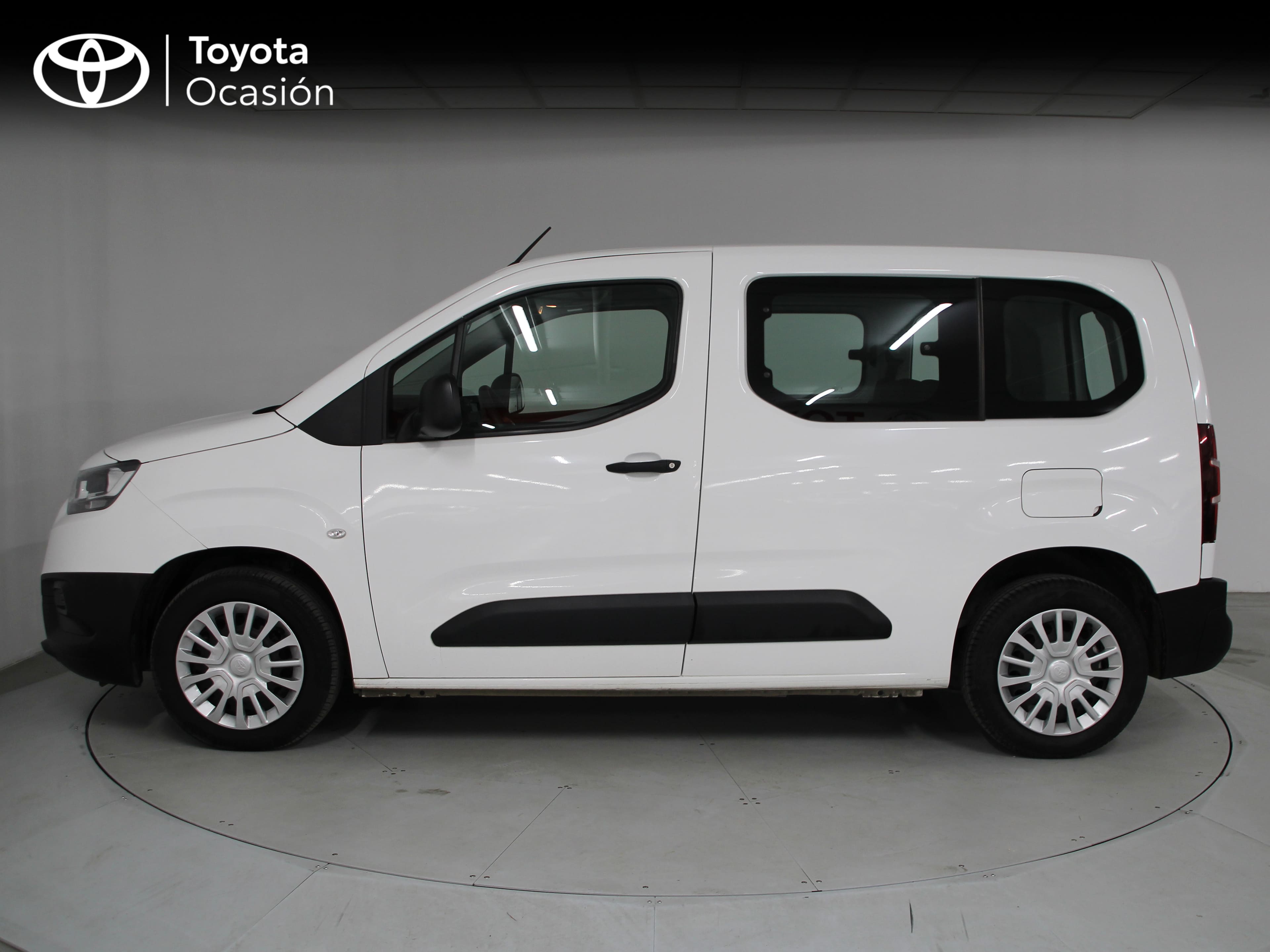 Foto del TOYOTA Proace City Combi L1 1.5D GX 100
