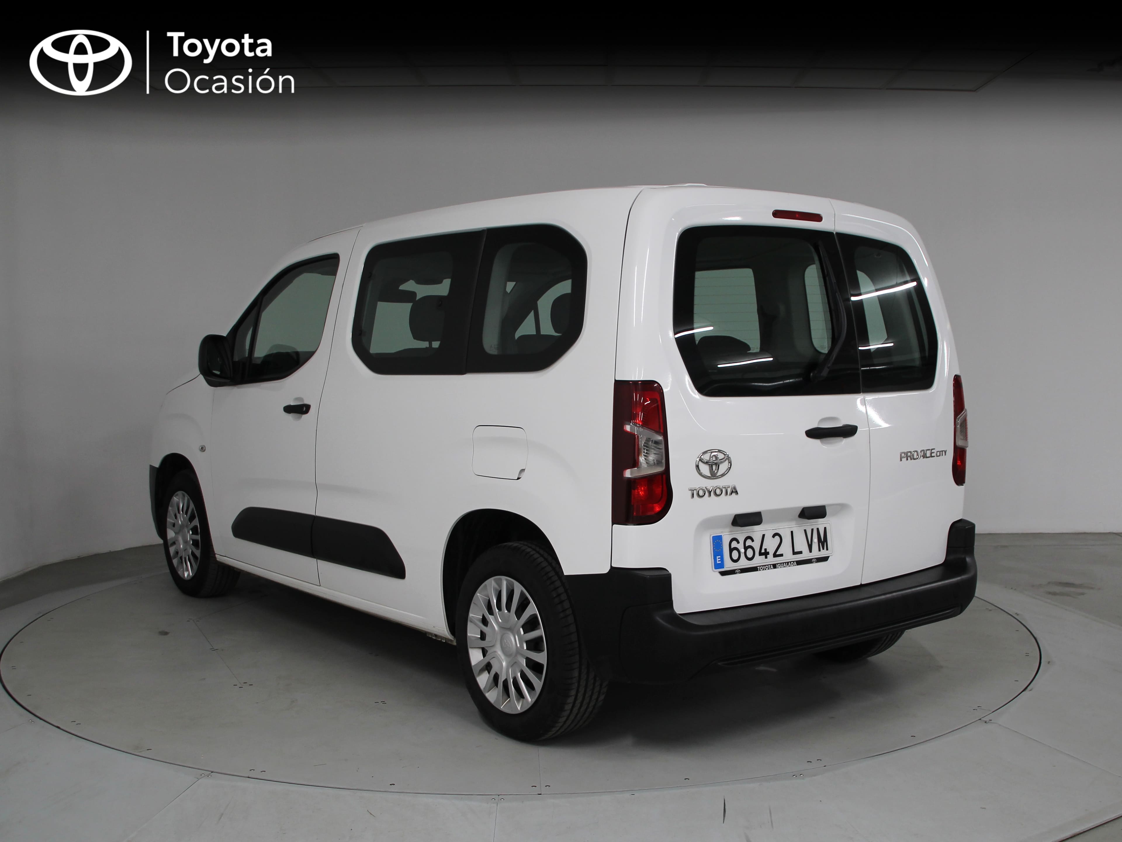 Foto del TOYOTA Proace City Combi L1 1.5D GX 100