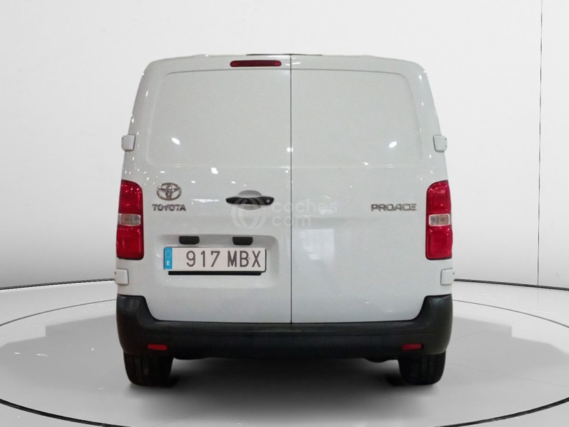 Foto del TOYOTA Proace Van Corta 1.5D Business 100