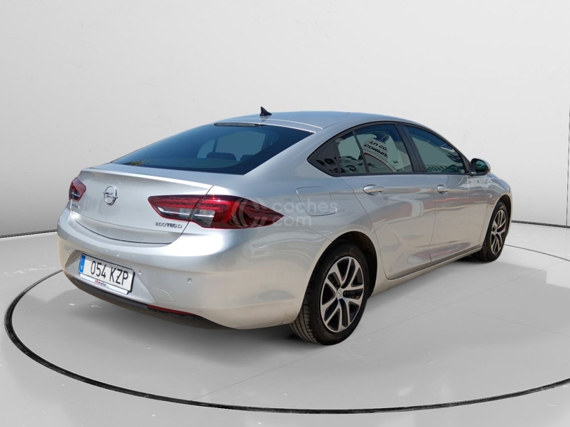Foto del OPEL Insignia 1.6CDTI S&S ecoTEC Selective 110