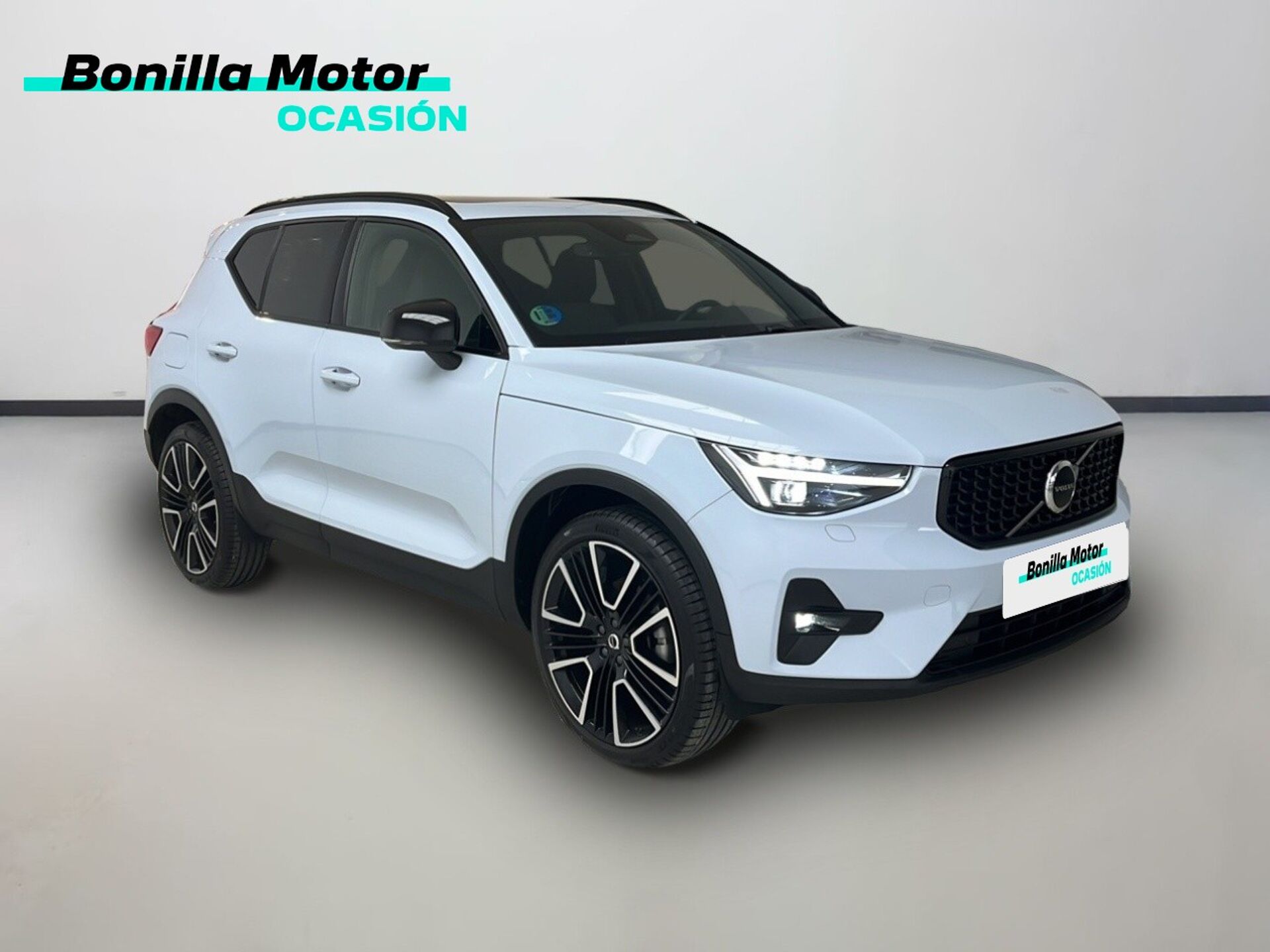 Imagen 3 de VOLVO XC40