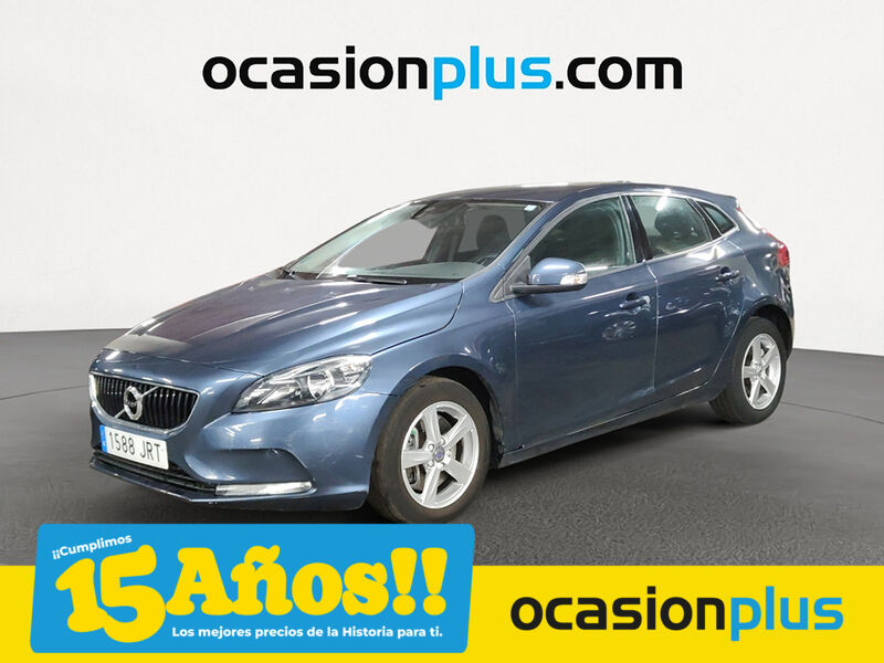 VOLVO V40 (2.0 D3 Momentum 110 kW (150 CV)) en Madrid