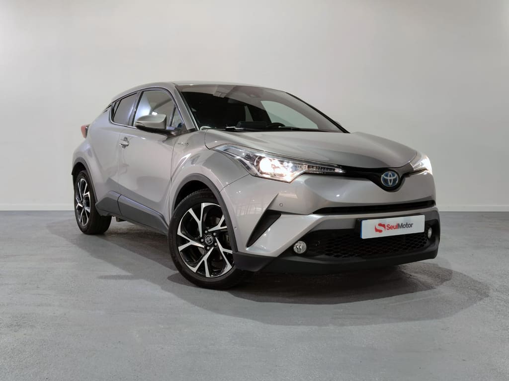 TOYOTA C-HR (125H Advance) en Barcelona