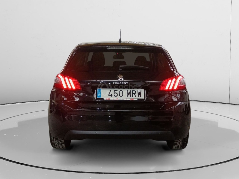 Foto del PEUGEOT 308 1.2 PureTech S&S Style 130