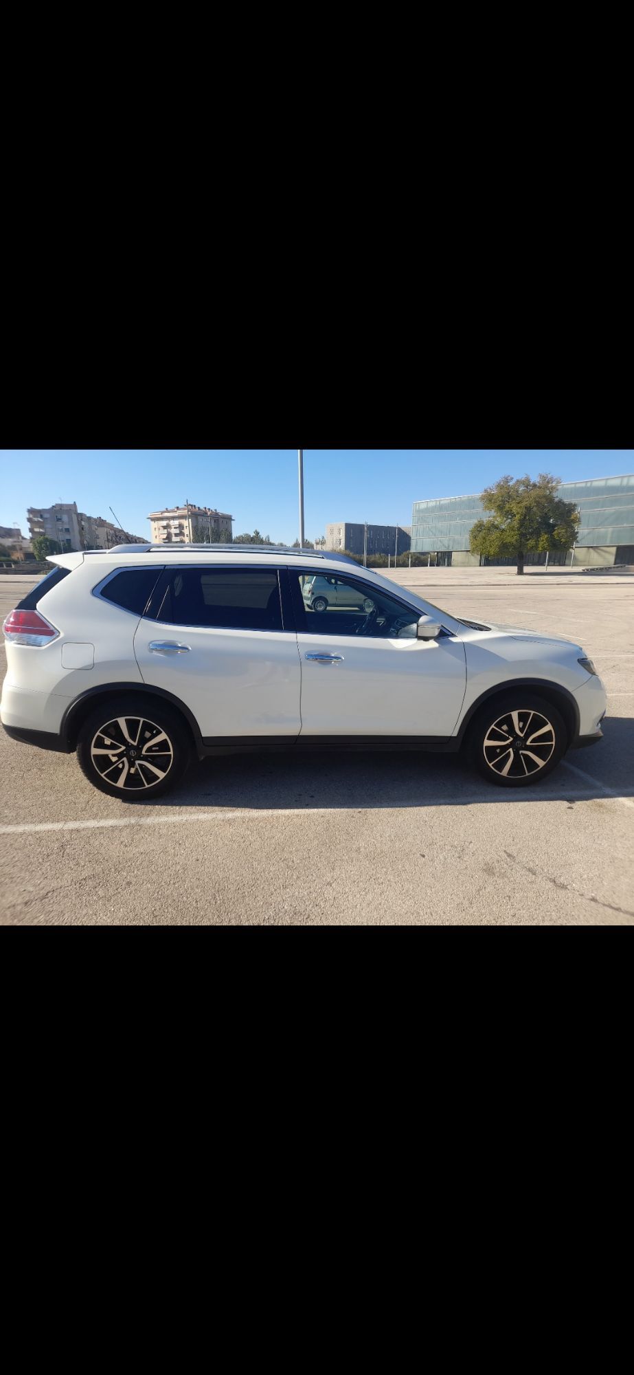 Foto del NISSAN X-Trail 1.6 dCi N-Connecta 4x2