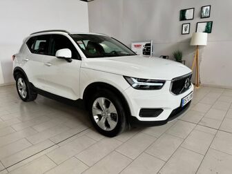 Imagen de VOLVO XC40 D3 Momentum AWD Aut.