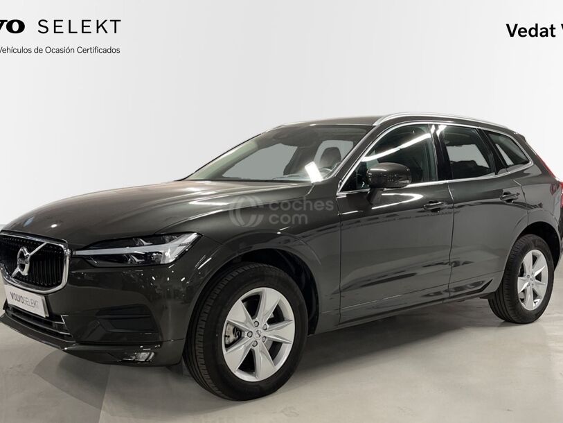 Foto del VOLVO XC60 B4 Momentum Pro AWD Aut.