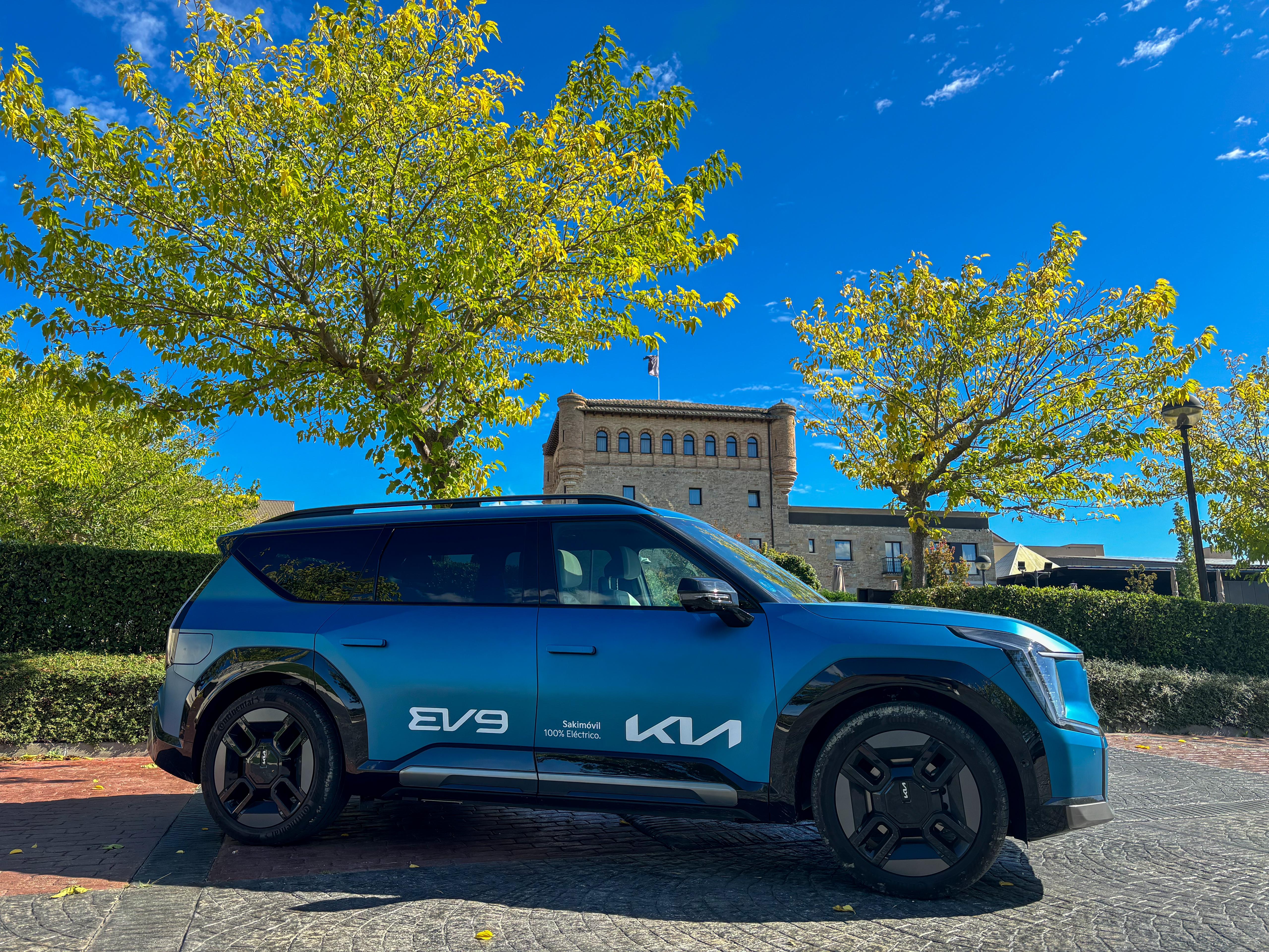 KIA EV9 (BEV 100KWH 283KW GT-LINE AWD 7-SEATER 5P 7 Plazas) en Navarra