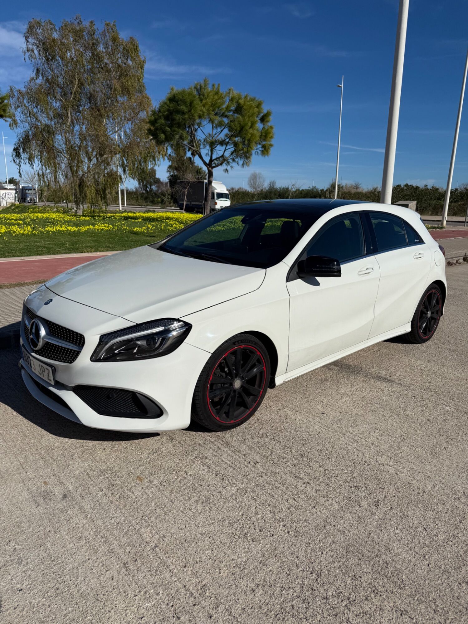 Foto del MERCEDES Clase A A 180d 7G-DCT