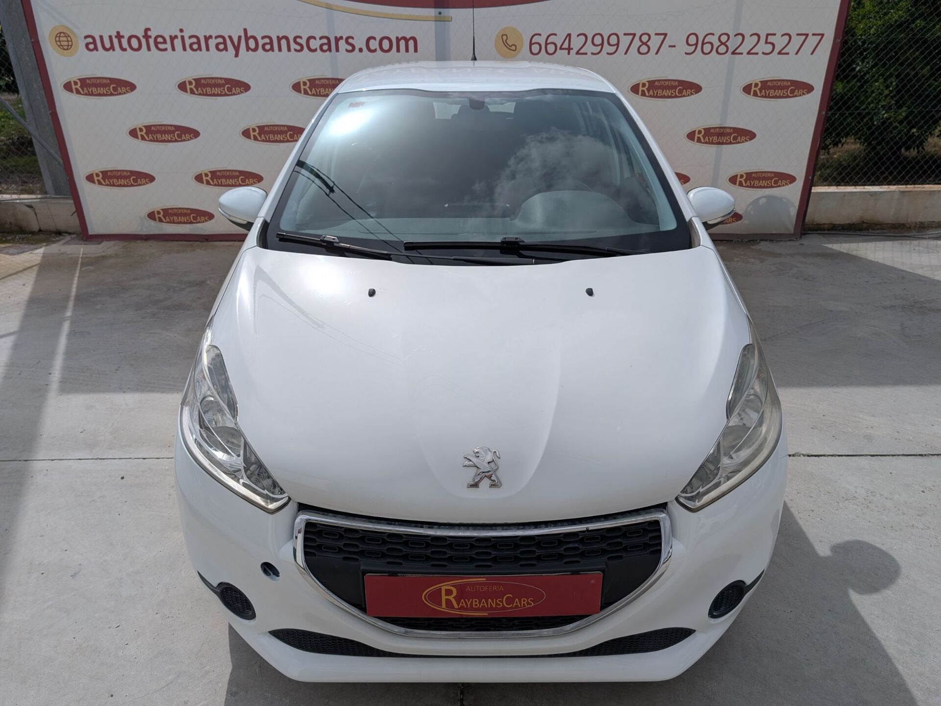 Imagen 3 de PEUGEOT 208