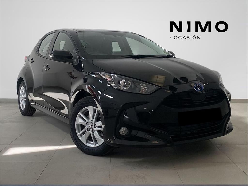 TOYOTA Yaris (1.5 120H Active Tech) en Cádiz