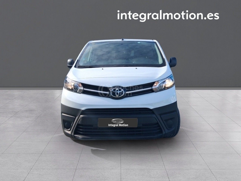 Foto del TOYOTA Proace Verso Proace Combi L1 1.5D 6pl. GX 120