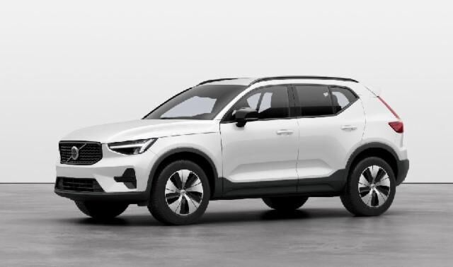 VOLVO XC40 (XC40 Recharge Plus, T4 plug-in hybrid, Eléctrico) en Sevilla