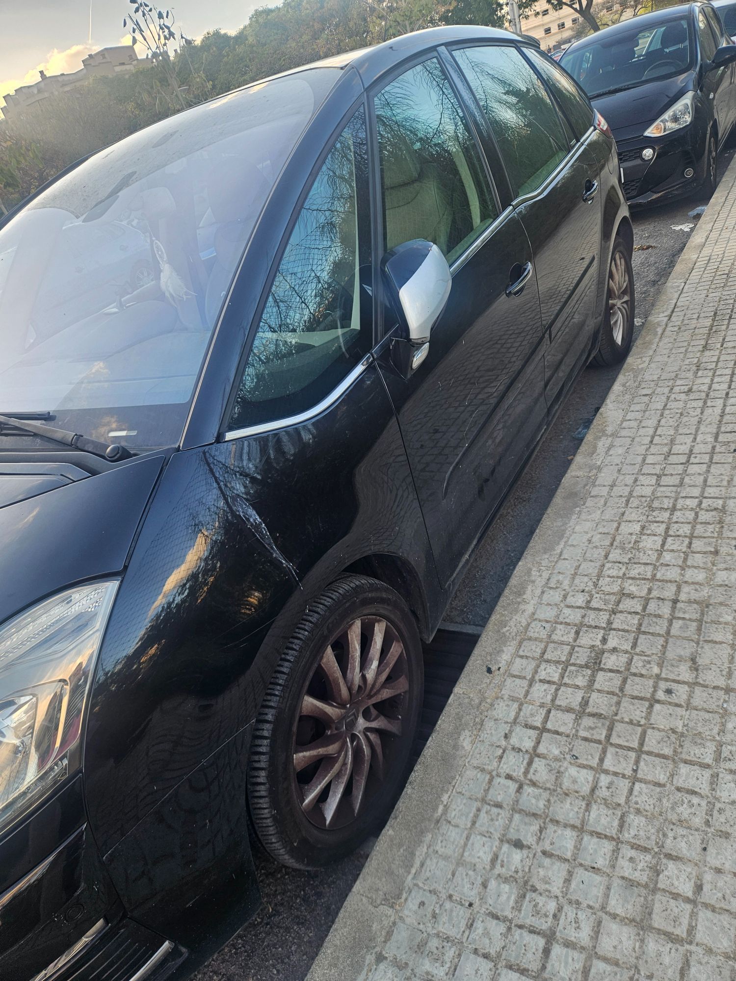 Foto del CITROEN C4 1.6e-HDi Exclusive CMP 115