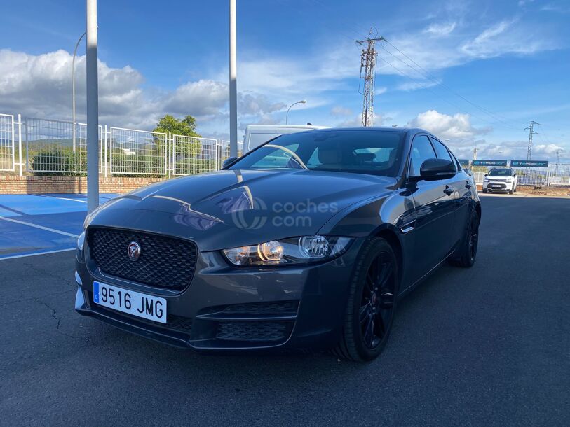 Foto del JAGUAR XE 2.0 GTDi Prestige Aut. 240