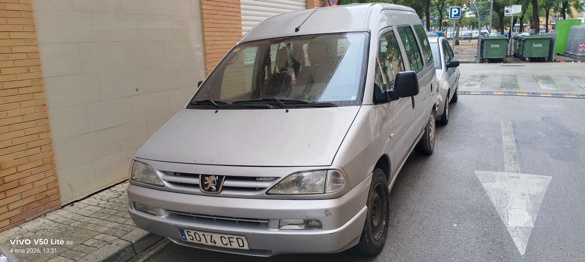 Foto del PEUGEOT Expert Combi 8 2.0HDI 220 C