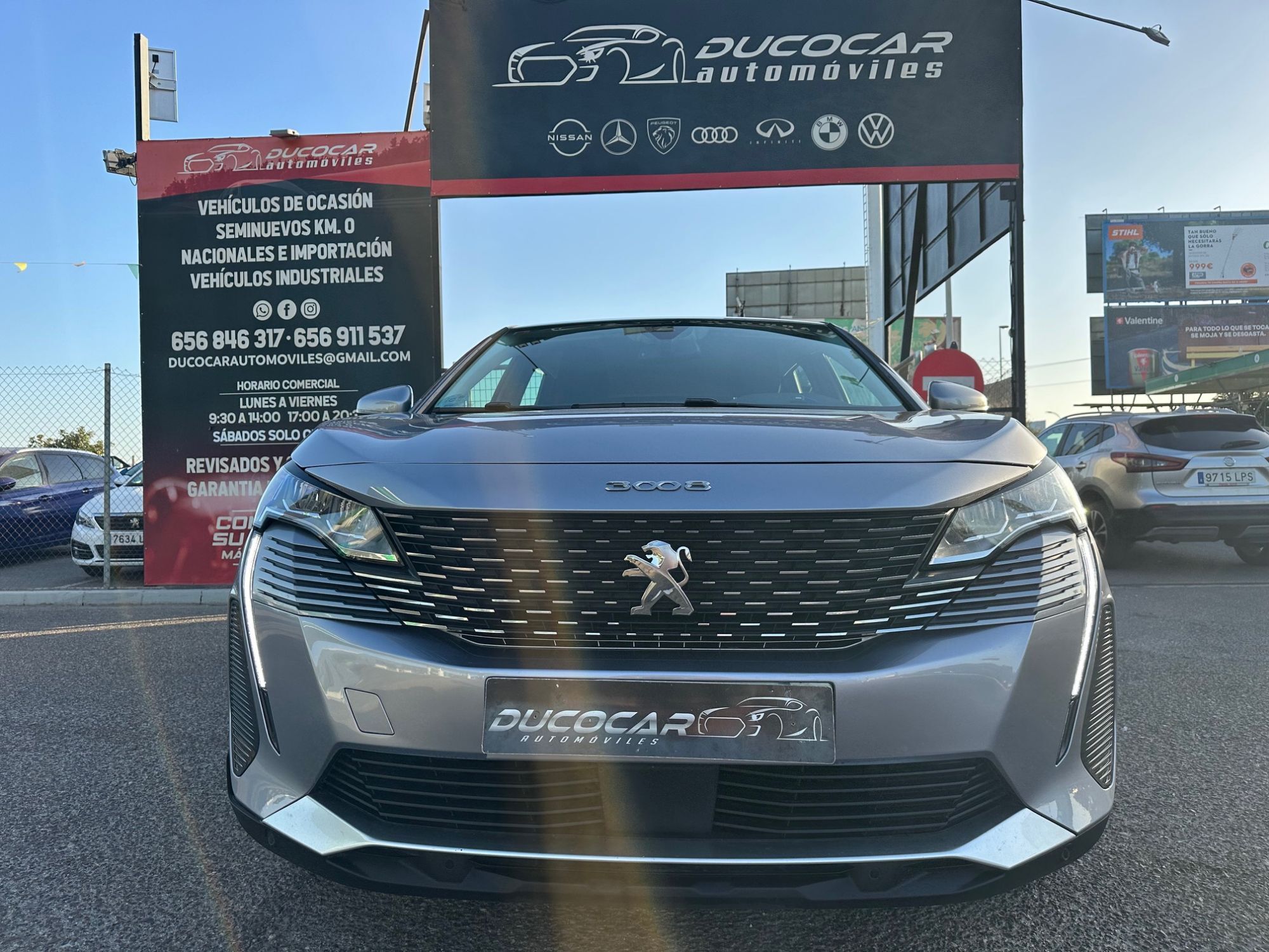 PEUGEOT 3008 (1.5BlueHDi Allure Pack S&S 130) en Sevilla