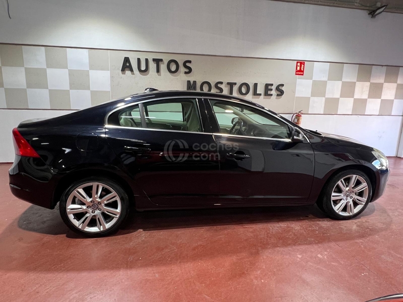 Foto del VOLVO S60 2.0 T Momentum Aut.
