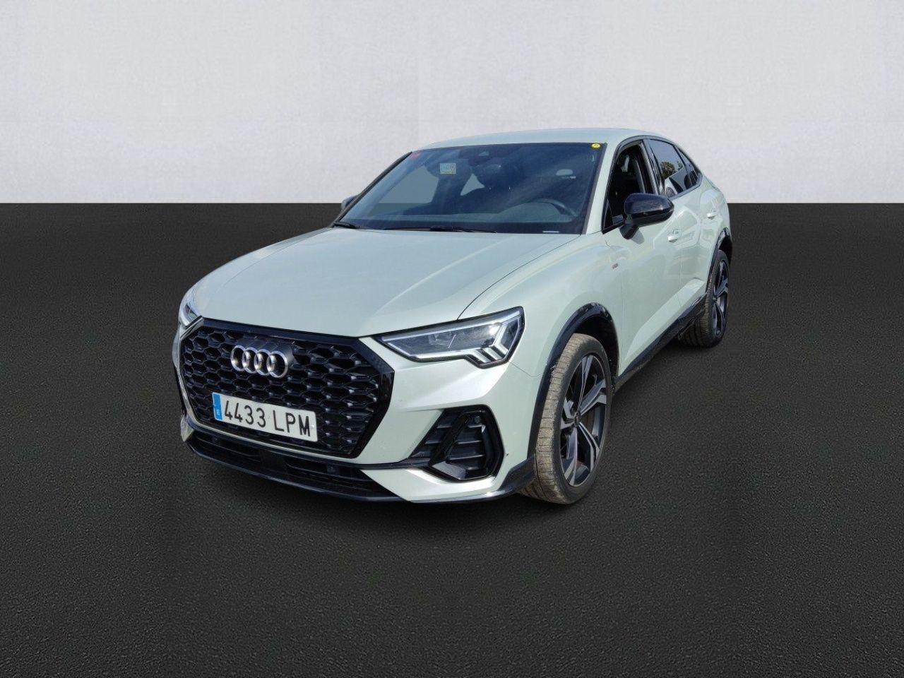 AUDI Q3 (Black line 35 TFSI 110 kW (150 CV) S tronic) en Madrid