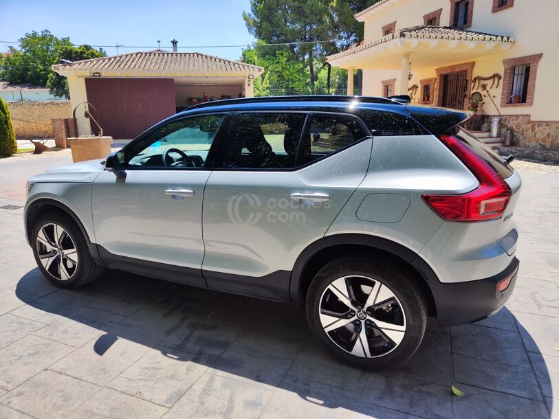 Foto del VOLVO XC40 P8 Recharge Core Eléctrico Puro