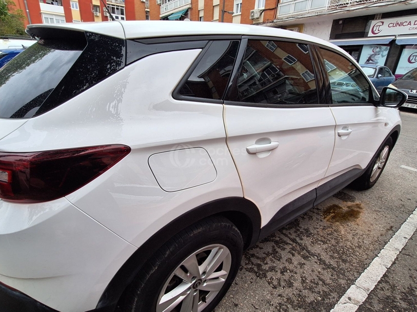 Foto del OPEL Grandland X 1.5CDTi S&S Selective Pro 130